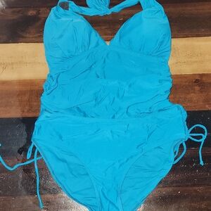 Bright Blue Halter Two-Piece Slimming Swimsuit